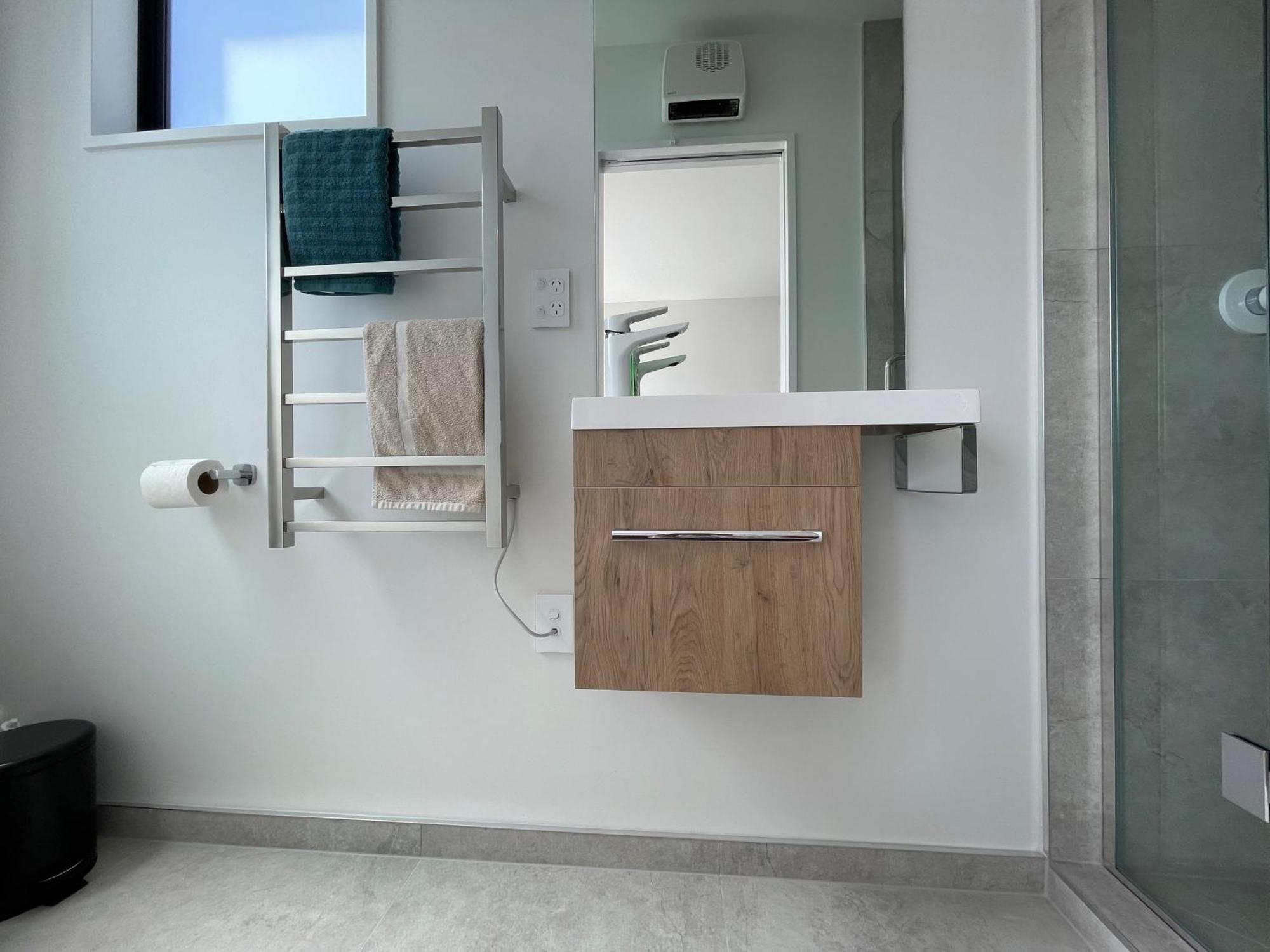 Luxury 2 Bedroom Townhouse Opposite Merivale Mall Christchurch Kültér fotó
