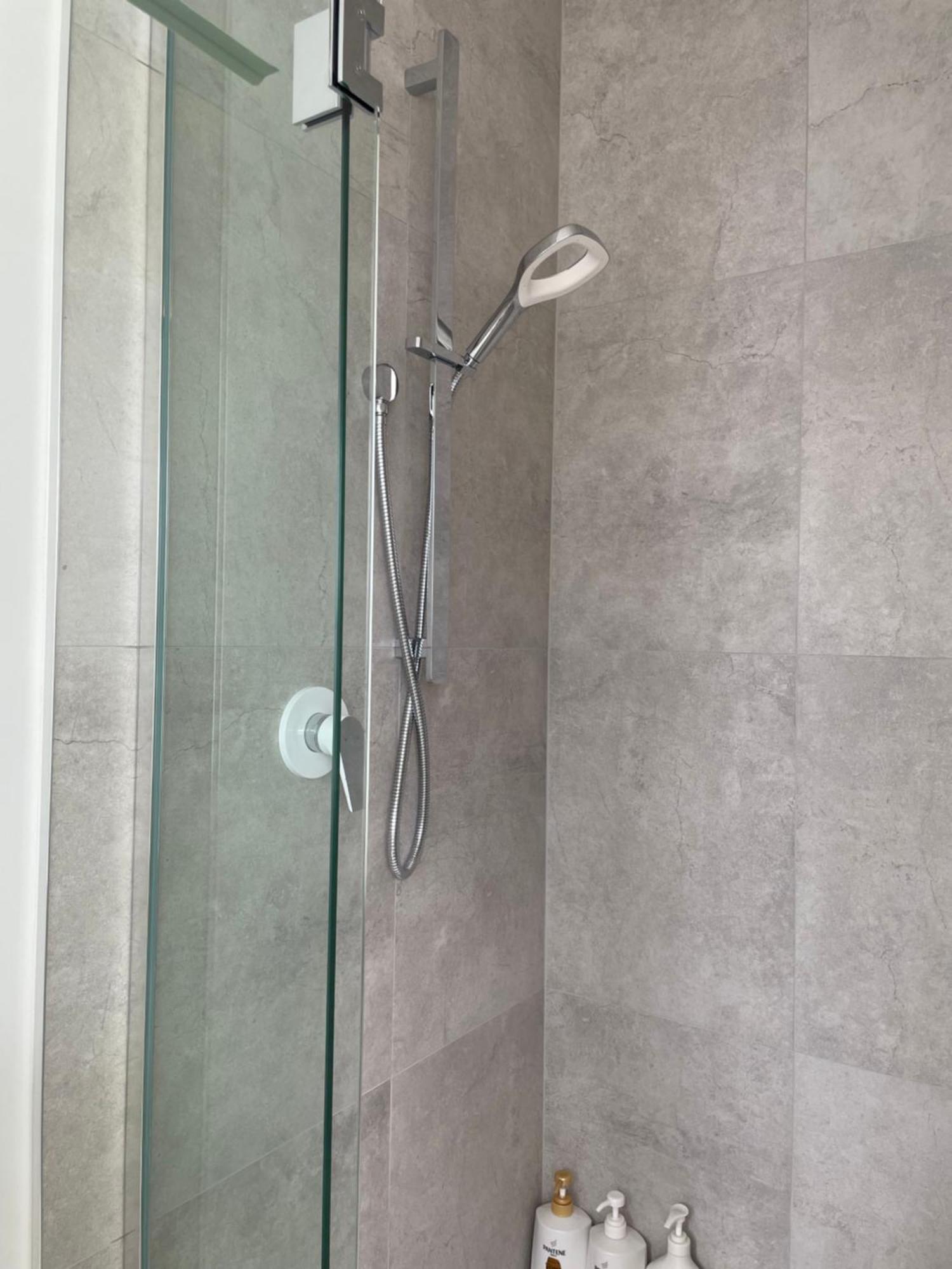 Luxury 2 Bedroom Townhouse Opposite Merivale Mall Christchurch Kültér fotó